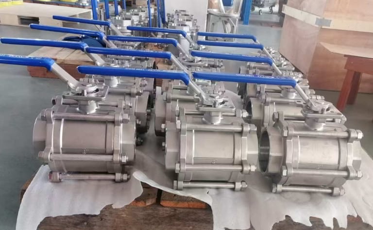 Van bi DN100 (Phi 114 - 4 Inch) 24 Van bi DN100